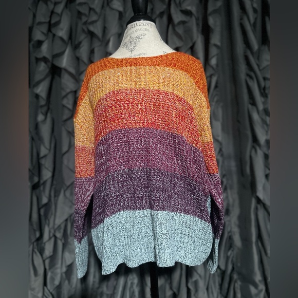 Size 1xl, multi color, reversible - Picture 3 of 4